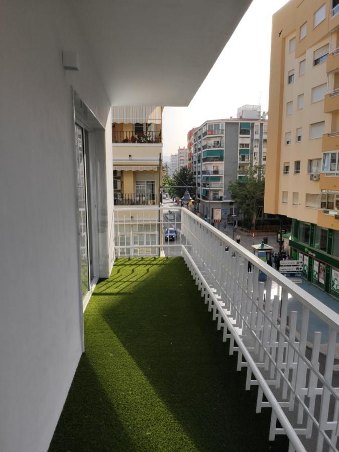 Mares - La Santa Apartment Torre Del Mar Exterior foto